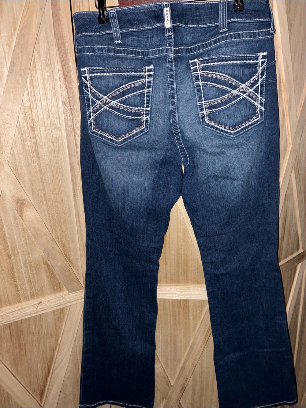 ❤️Ariat Jeans❤️ - Picture 2 of 5
